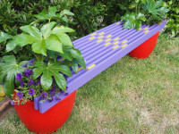 Plant yourself down here: DIY outdoor potted plant bench Plant yourself down here: DIY outdoor potted plant bench