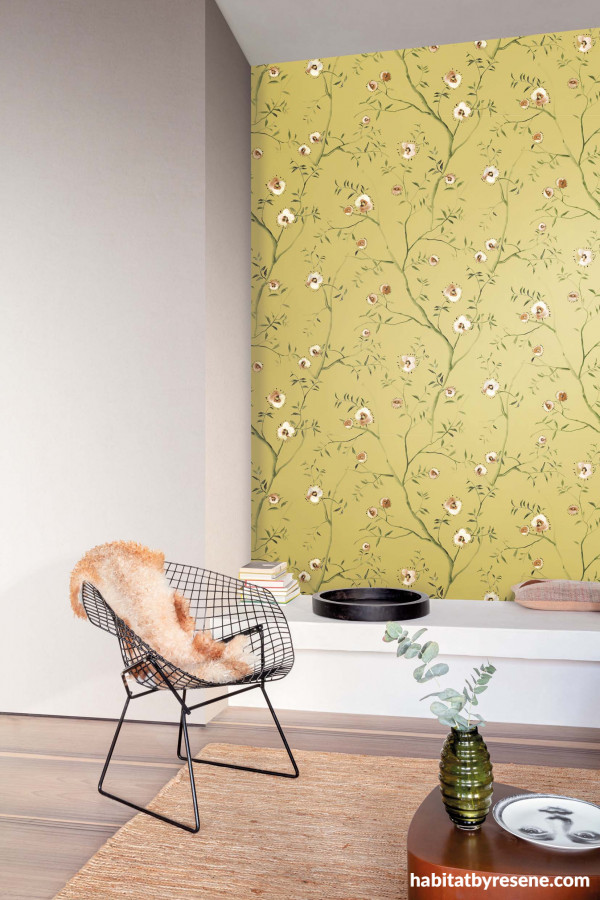 If you’re looking for a burst of sunshine to brighten a room and wow guests, then Resene Wallpaper Collection SUM204 is the ideal choice.